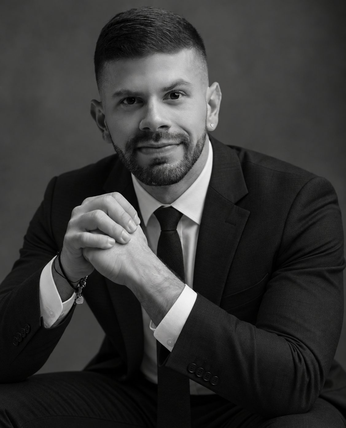 Retrato de Carlos Caycedo, fundador y CEO de Caycedo Technologies